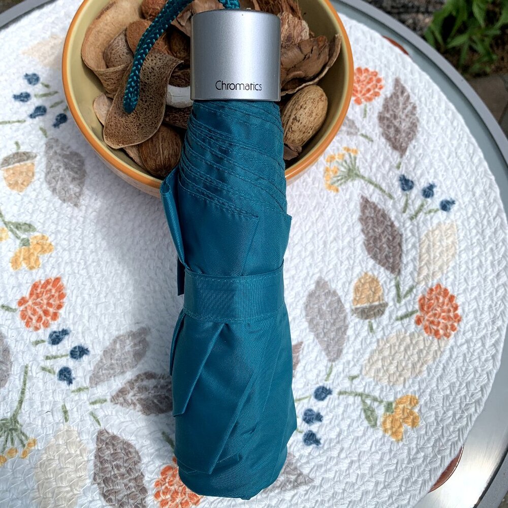 Totes Chromatics Travel Compact Umbrella